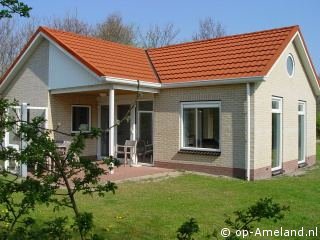 Buitenaanzicht Mees (Hollum) Buitenaanzicht Mees (Hollum)